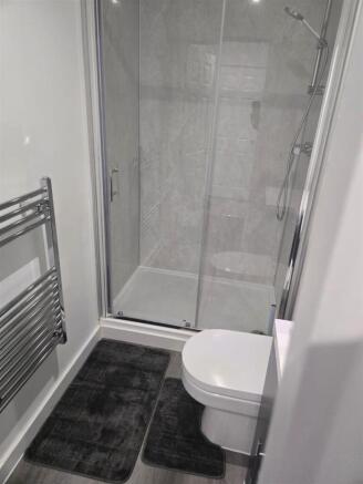 1 bed Apartment to rent Image 7