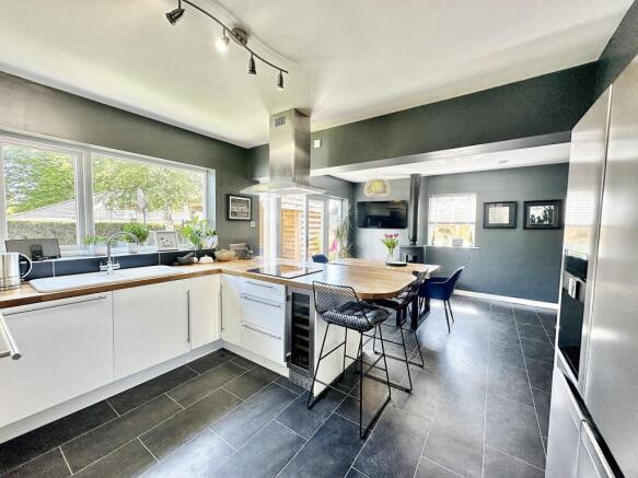 Dining Kitchen