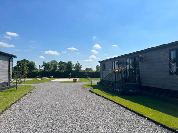 2 bed Lodge for sale Image 12