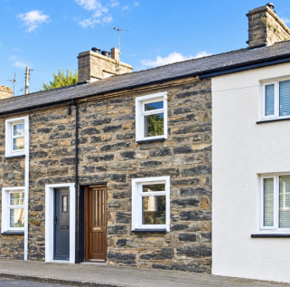 20 High Street, Talsarnau. LL47 6TY