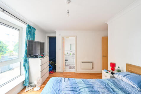 Boardwalk Place, E14, Docklands, London, E14