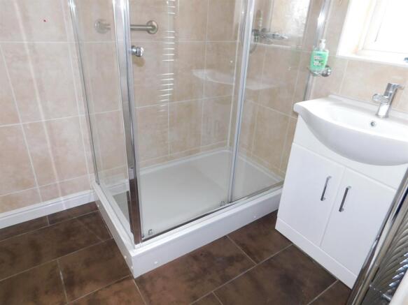 shower room 3