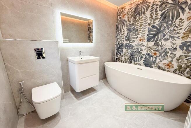 En suite 2