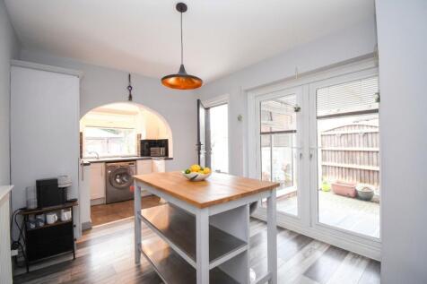 Elsinore Avenue, Irlam, M44