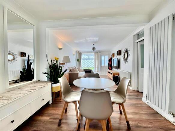 Dining area , 2.jpeg