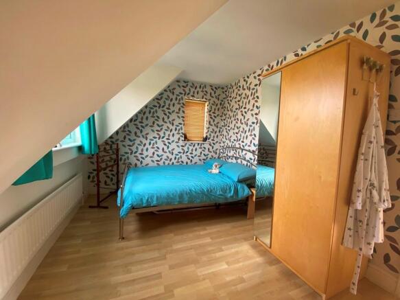 bed 2.JPG