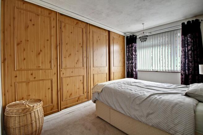 Bedroom 1 (Double)