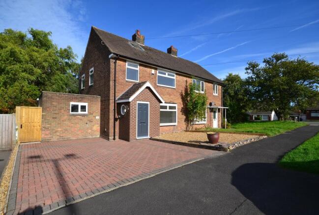 3-bed semi-detached on Greenside Avenue, Preston, Lancashire, £215,000