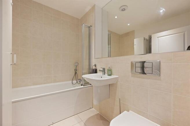 WH - 33 Damson Way - Bathroom3 (1).JPG