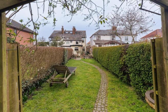 174 High Road  (18).jpg