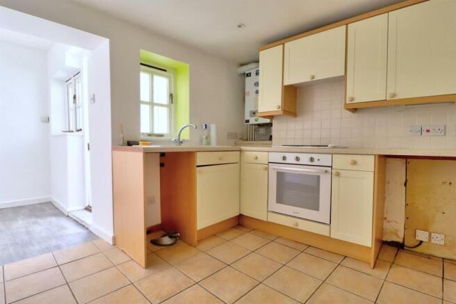 Kitchen .1.jpg