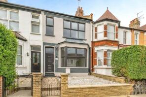42, Squires Lane, Finchley, London N3 2AT
