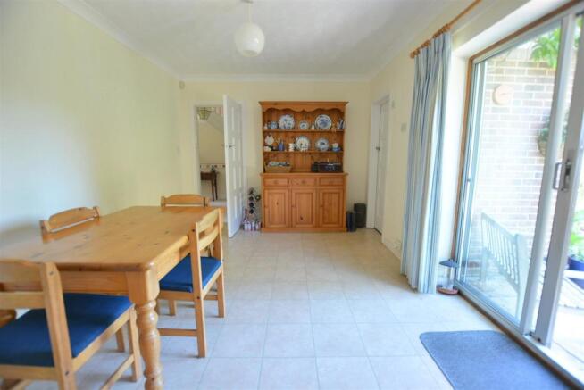 Breakfast room.JPG