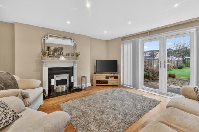 3 bed Semi-Detached for sale Image 5