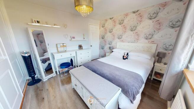 4 bed Detached for sale Image 12