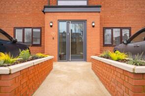 12, Bailey House, Barttelot Road, Horsham RH12 1BJ