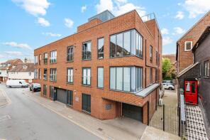 Apartment 4, 71 The Beer Cart Building, Stour Street, Canterbury CT1 2NZ