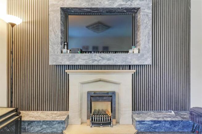 3 bed Terraced for sale Image 4