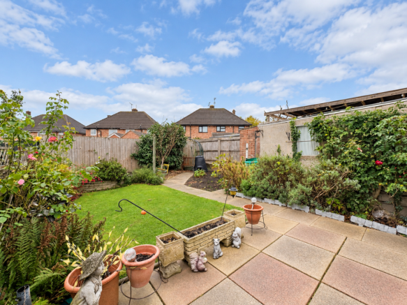 Edenhurst Avenue, Leicester photo 2