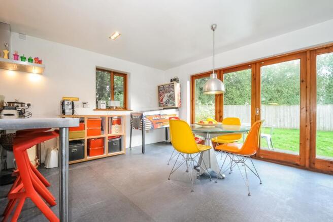 Breakfast Room