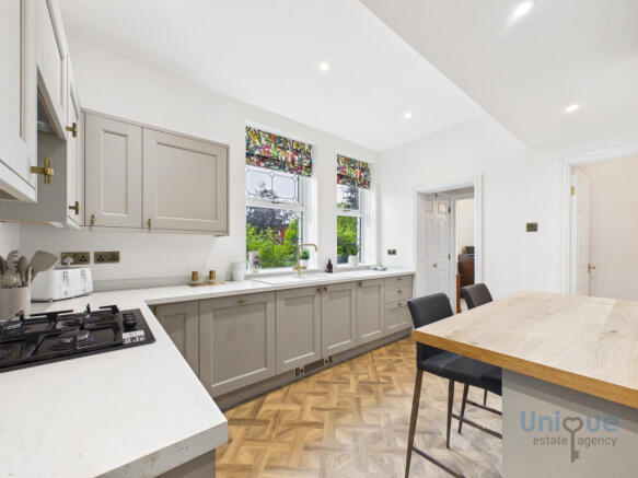 22 Station Road,  Thornton-Cleveleys, FY5 photo 4
