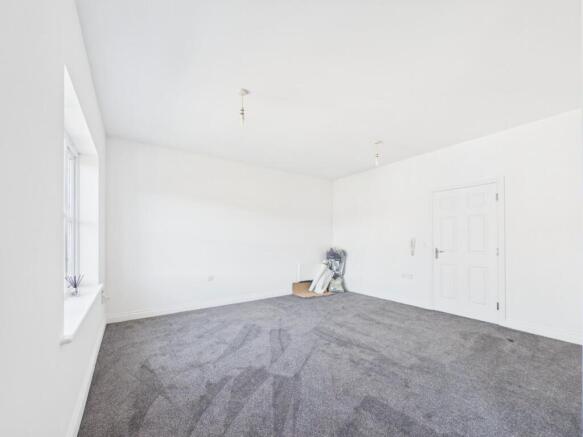 2 bed Flat to rent Image 6