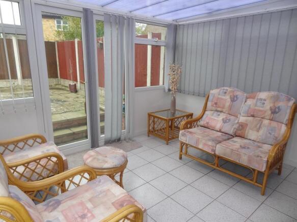 Ladycroft Close 012.