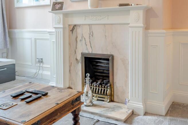 2 bed Terraced for sale Image 8