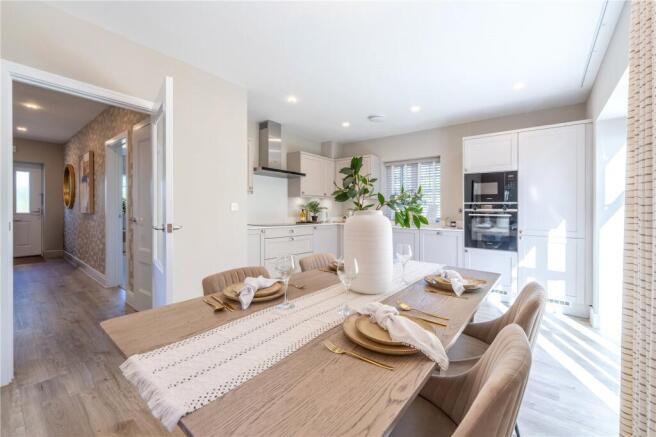 House in Wokingham - View 4