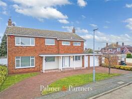 23, Aylesbury Drive, Clacton-on-sea CO15 5QS