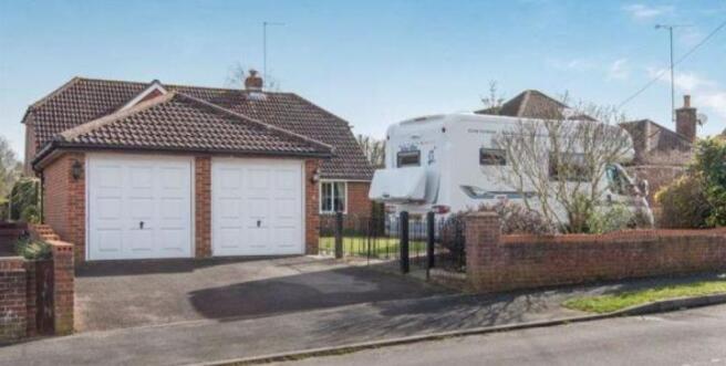 double garage/...