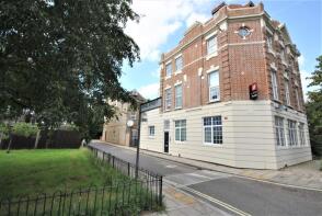 Flat 2, 24, Mason Street, London SE17 1HF