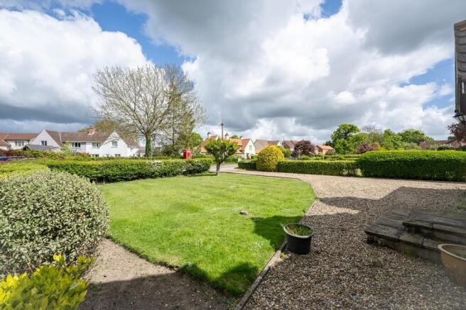 Barnfield House-4...