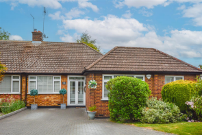 16, Peartrees, Brentwood CM13 3RP