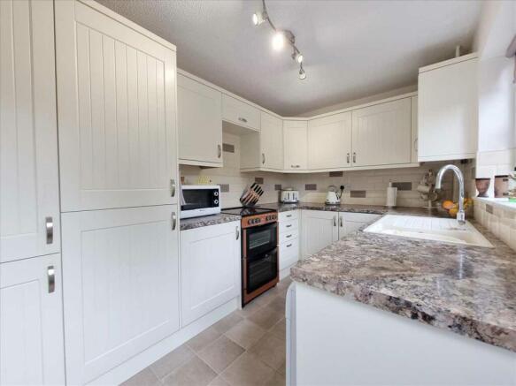 Kitchen: