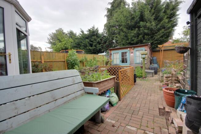 3 bed Semi-Detached for sale Image 4