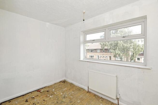 3 bed Terraced for sale Image 8