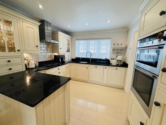 Kitchen Dining Family Room