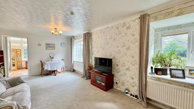 Crawford Place, Newbury, RG14 1XG photo 4