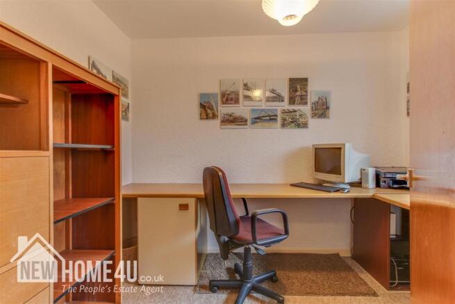 BEDROOM THREE: