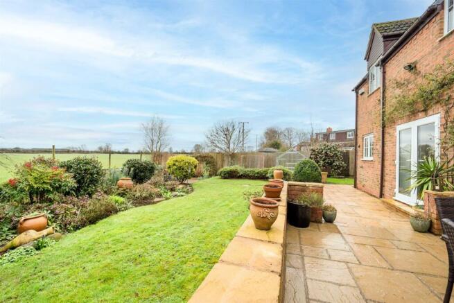 24 Millfield Close-33.jpg
