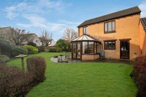 20, Coniston Close, North Common BS30 5XT