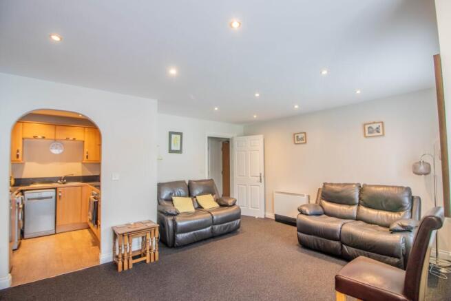 LIVING ROOM 4