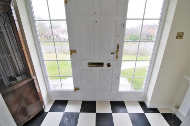 ENTRANCE PORCH