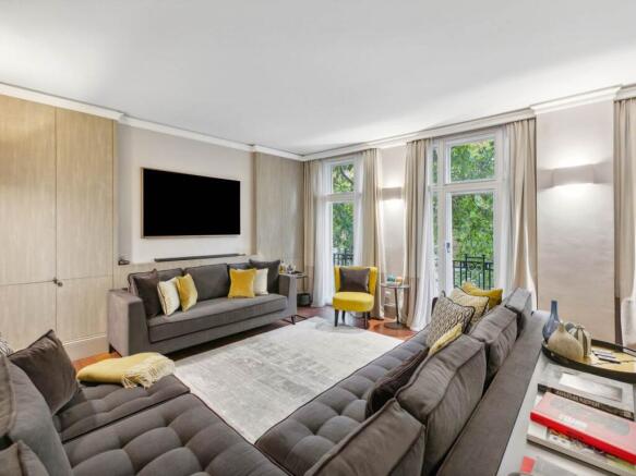 Dalmeny House, Flat