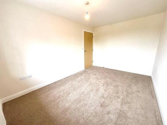 2 bed Apartment to rent Image 7