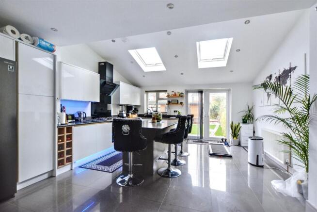 Kitchen Diner_3.jpeg