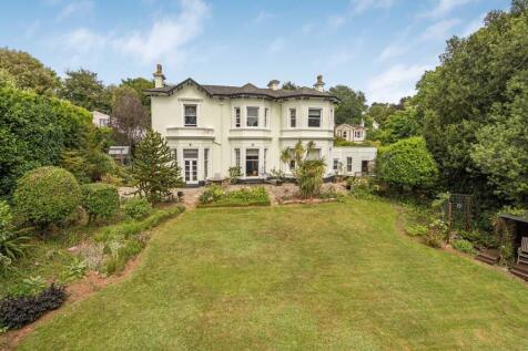 Woodend Road, Torquay, Devon, TQ1 2PZ