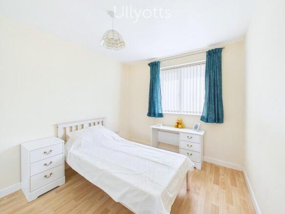 1 bed Semi-Detached Bungalow for sale Image 5
