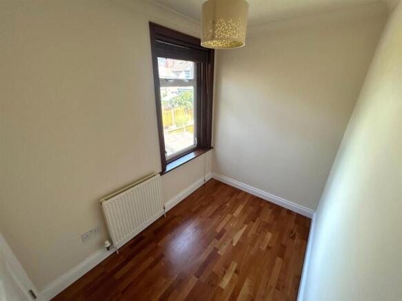 Bedroom 3.jpg